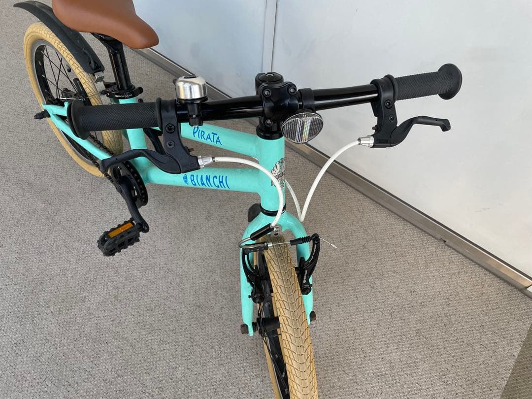 Nak　　ビアンキ PIRATA 16インチ アルミフレーム軽量　子ども用