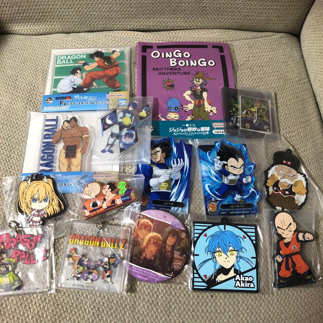 進撃の巨人　缶バッジ　リヴァイ　セット