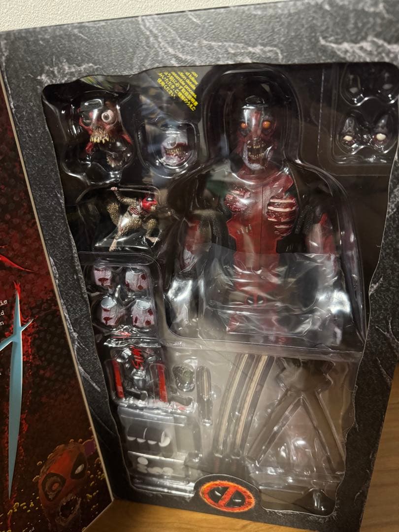 コミック マスターピース MARVEL ZOMBIE DEADPOOL