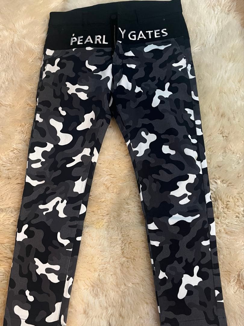 PEARLY GATES グレー系迷彩柄パンツ サイズ4
