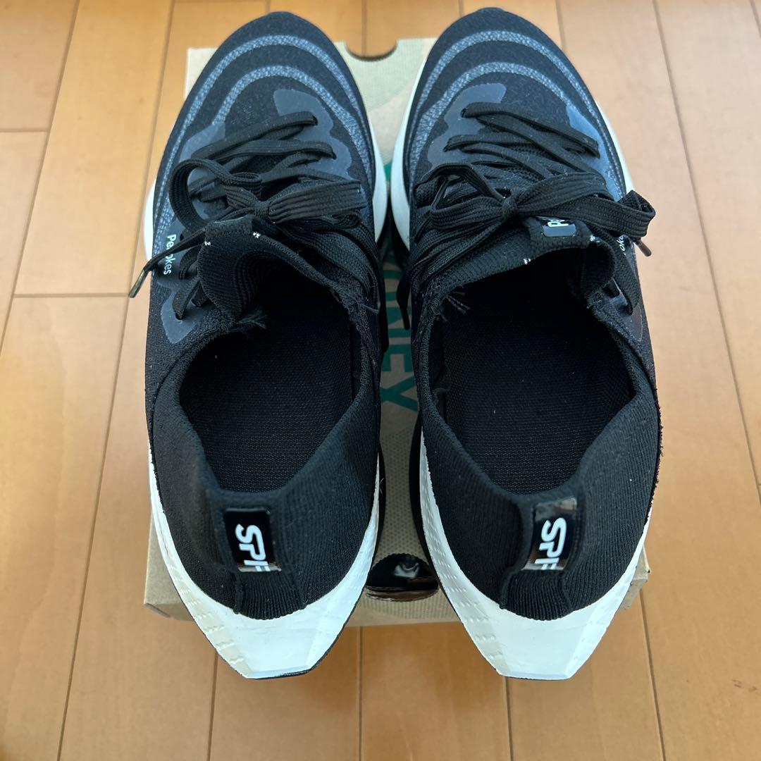 Yonex Power Cushion スパイクシューズ ブラック