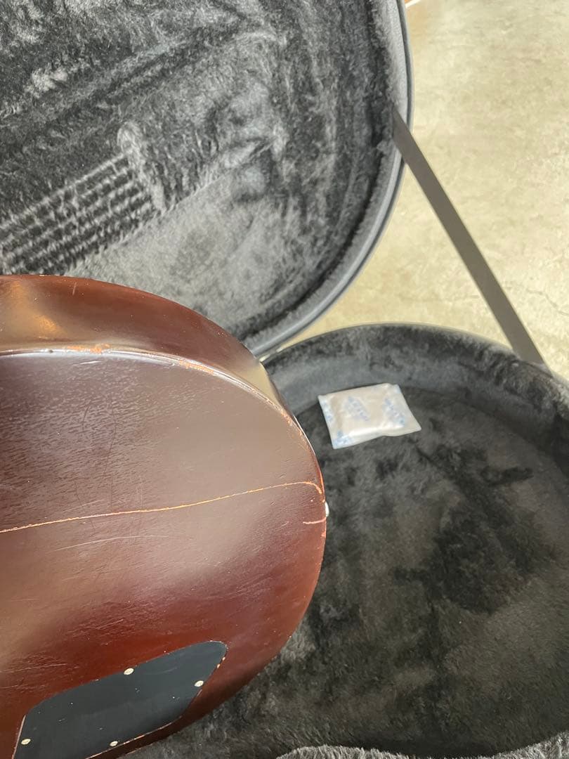 値下げしました。Gibson Les Paul Tribute 2011年製