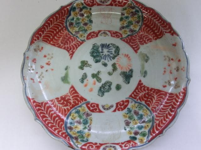 皿■古い赤絵中皿 花唐草紋 中国 唐物 花弁型 顗 古玩 古美術 骨董品■