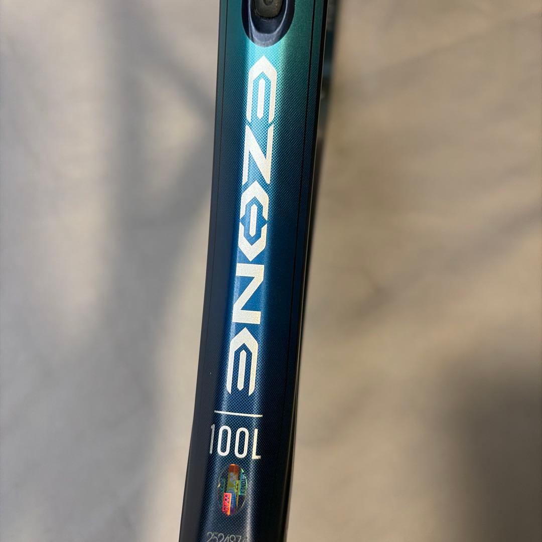 YONEX EZONE 100L テニスラケット　ケースグリップ付き　#1