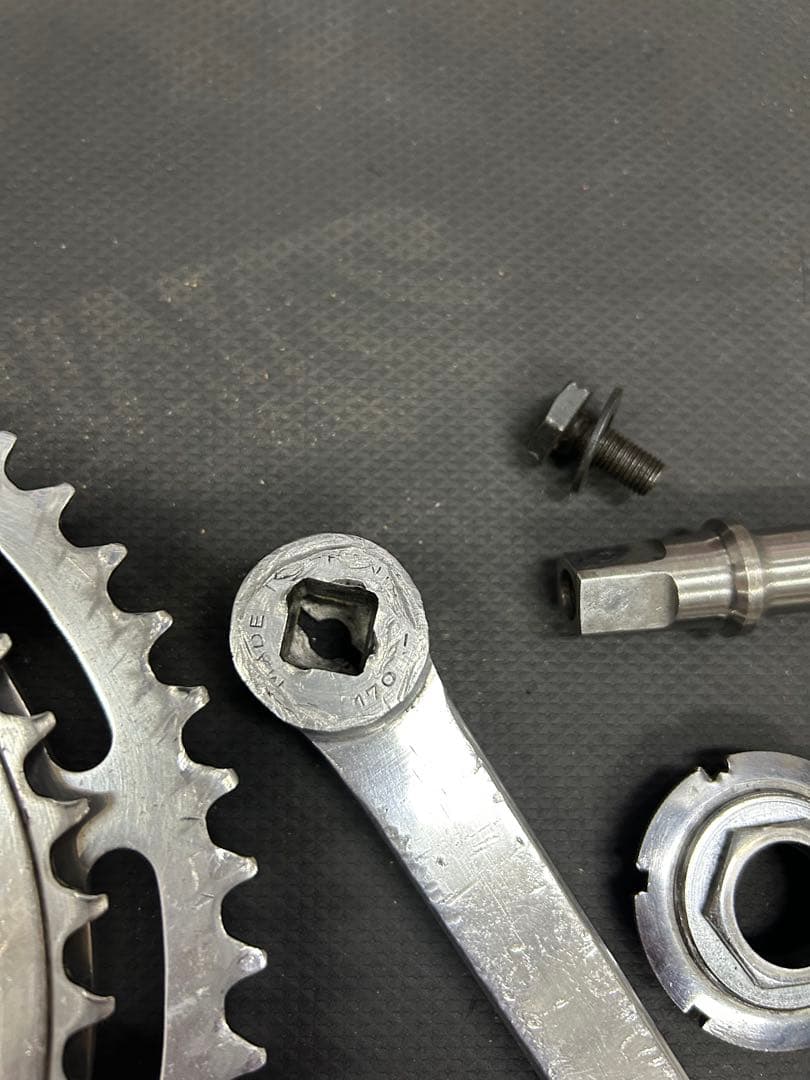 ストロングライトSUPER COMPETITION 63 WクランクＢＢセット