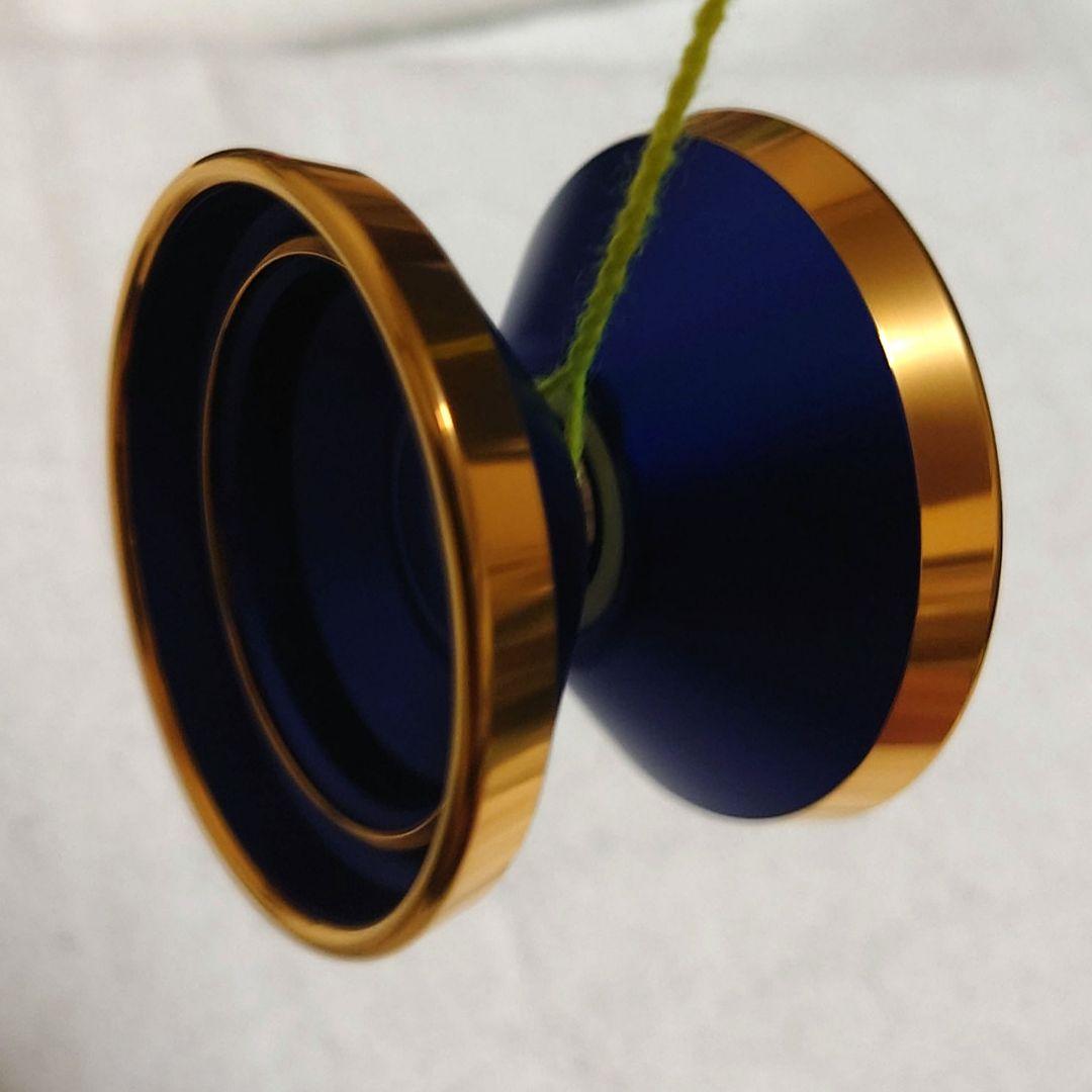 【ヨーヨー】スタートザライオット(青×金)：リベリオン/57M