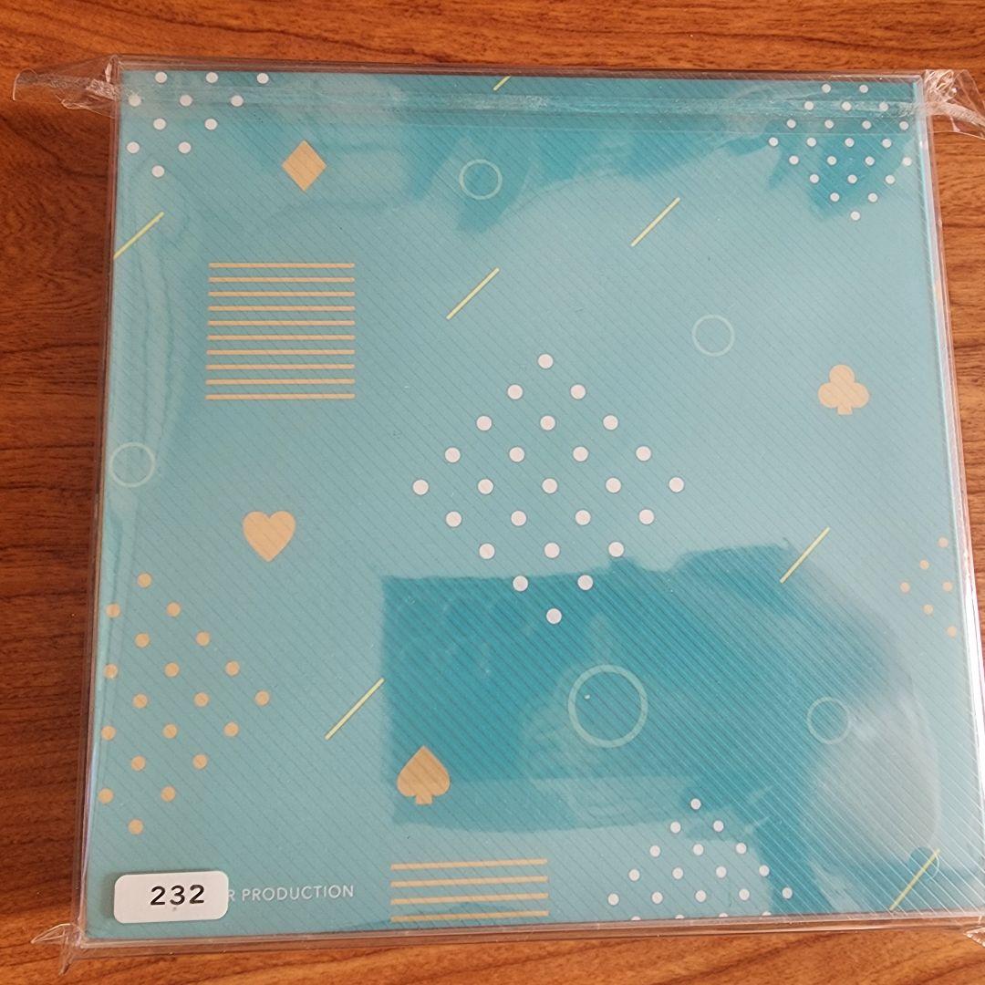 ドコモ×ALKALOID　特製缶バッジ＆コレクションケースセット