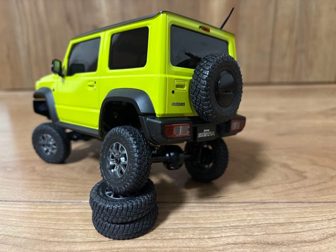 スズキ ジムニー ラジコン イエロー 1/10