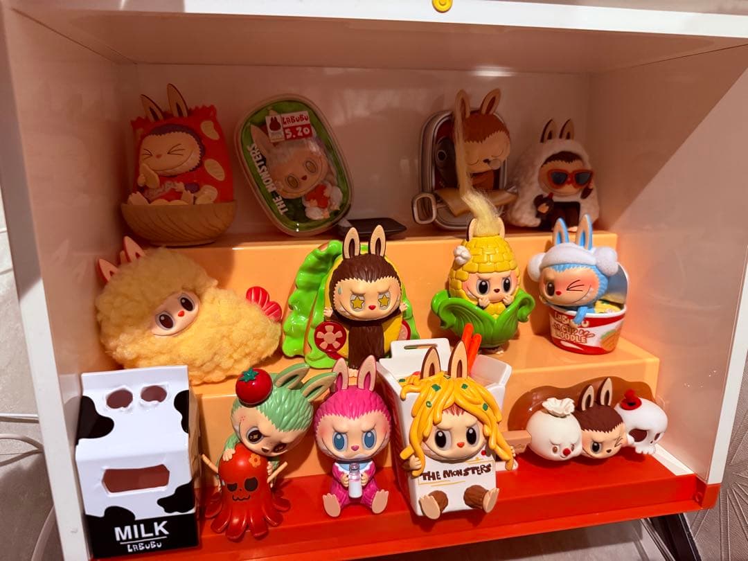 ラブブ Wacky Mart シリーズ ディスプレイコンテナ　15体