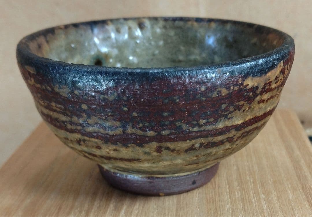 【本物保証】金城次郎 ぐい呑(笑魚文ぐい呑）共箱 人間国宝 壷屋焼 やちむん