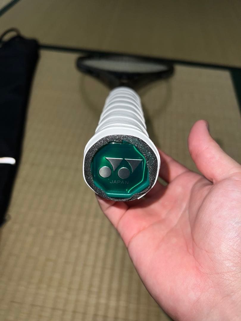 新色YONEX VOLTRAGE 8V テニスラケット