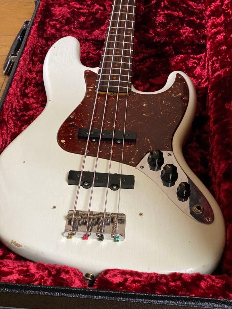 Fender custom shop製　Jazz bass