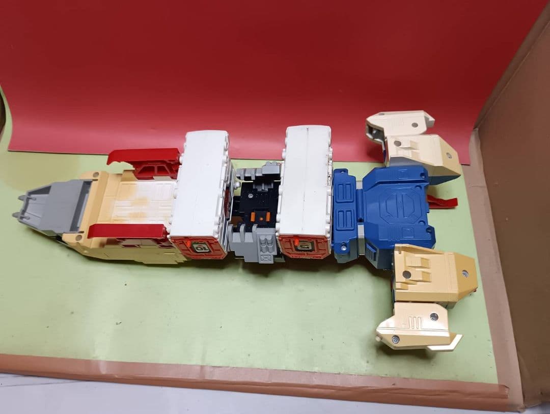 超激レア!中古品 トランスフォーマーザ.バトルスターズ スカイギャリー