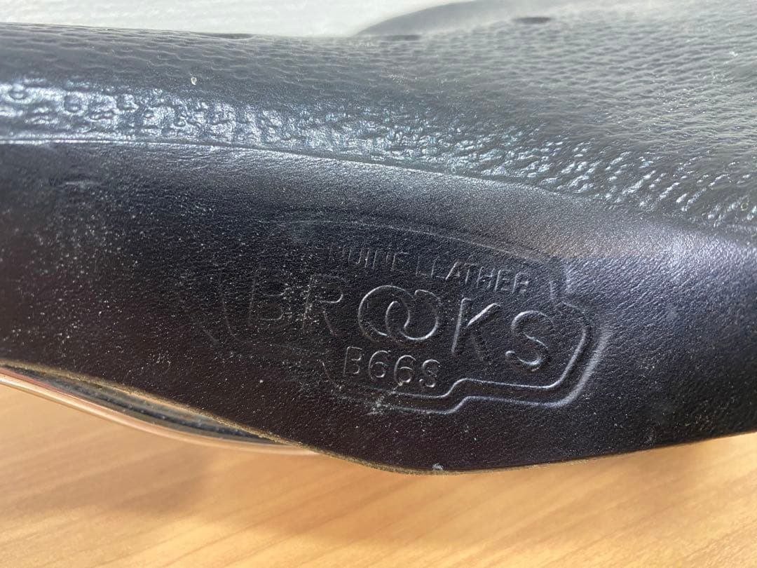 BROOKS B66S ブラック レザーサドル