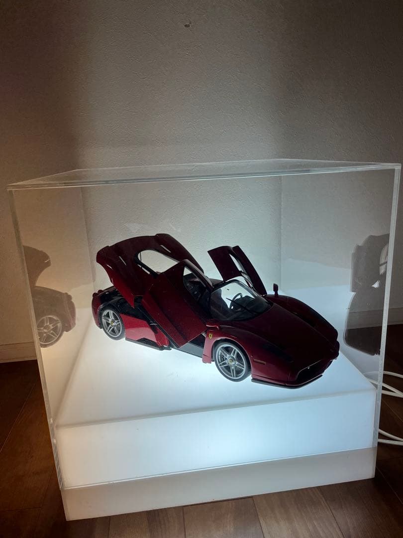 LaFerrari 赤　ディスプレイケース付