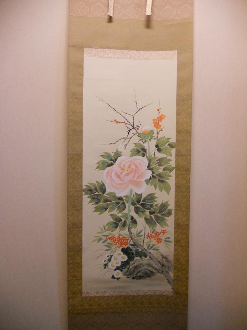 掛け軸 玉苑 四季花 絹本 希少 軸装 茶道具 掛軸 美品 です。