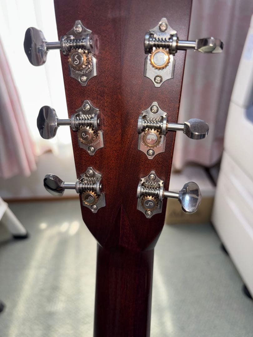 ギター MARTIN OOO-28