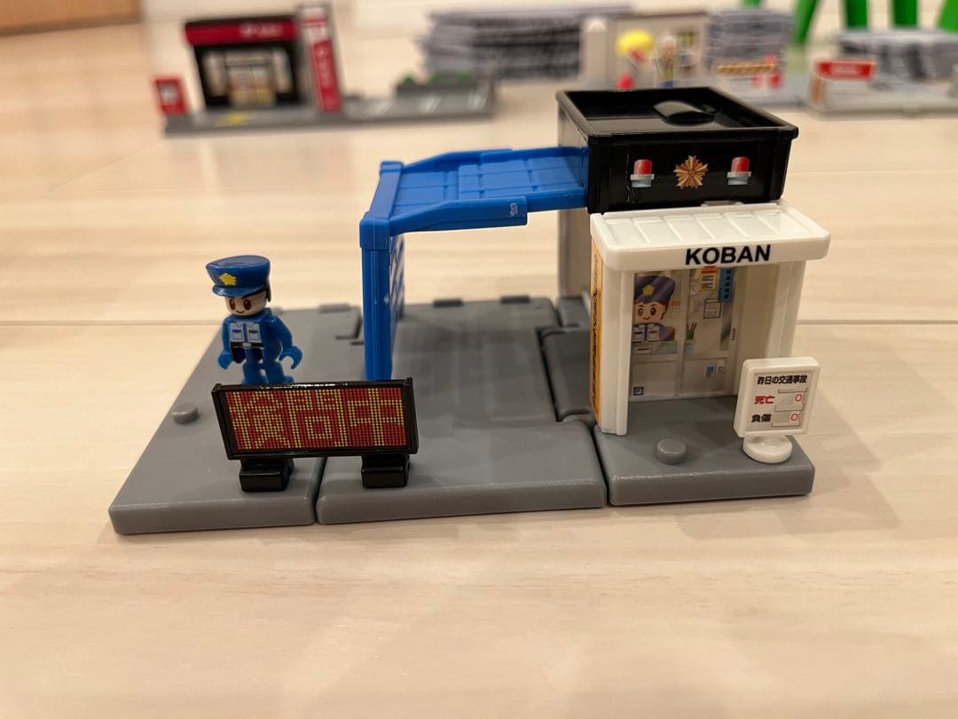 トミカタウンまとめ売り　ビッグ工場　コンボイ　セット