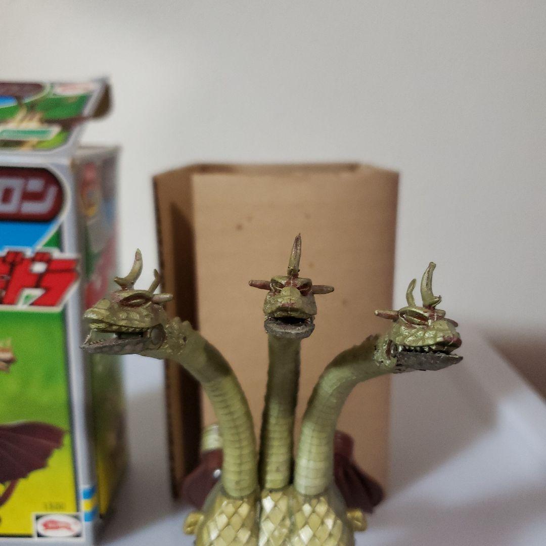 キングギドラ ジンクロン 超合金フィギュア