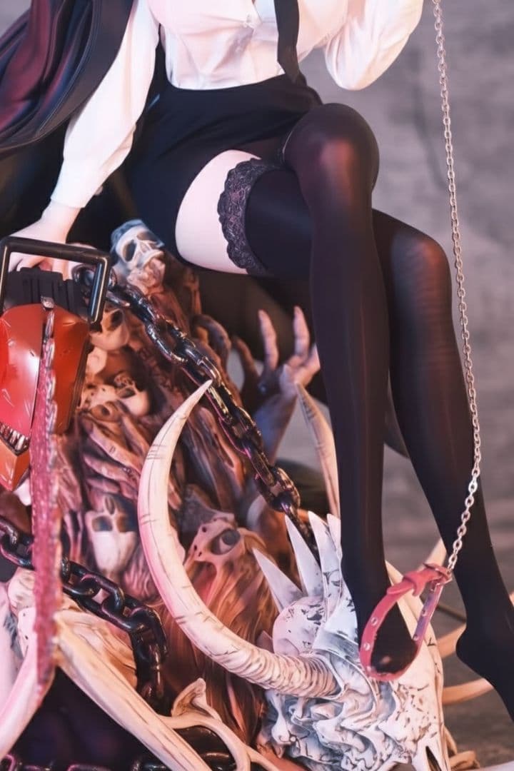 チェンソーマン マキマ フィギュア 着せ替え可能