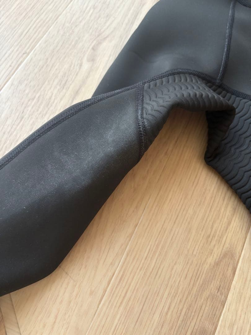 BILLABONG タッパー ブラック Lサイズ（レディース）