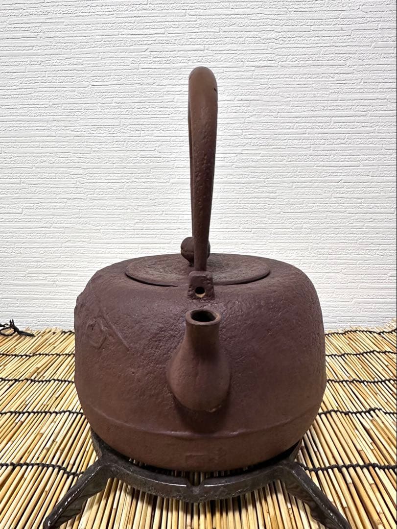 未使用コンディション　南部及鉄鋳造所宝鉄堂　及川栄喜(二代目鉄)造　１５型棗