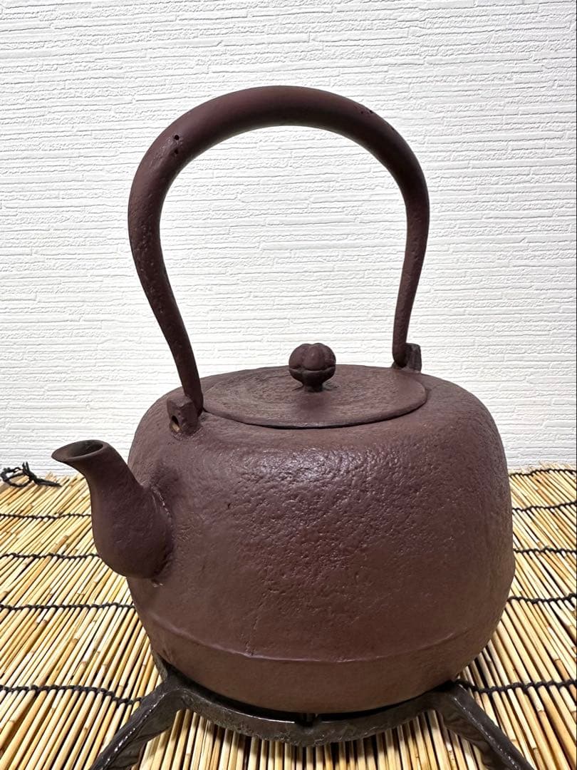 未使用コンディション　南部及鉄鋳造所宝鉄堂　及川栄喜(二代目鉄)造　１５型棗