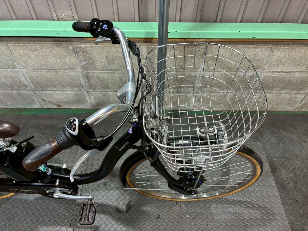 №8615 電動自転車　ブリヂストン　フロンティア 26インチ ブラック✨美品✨