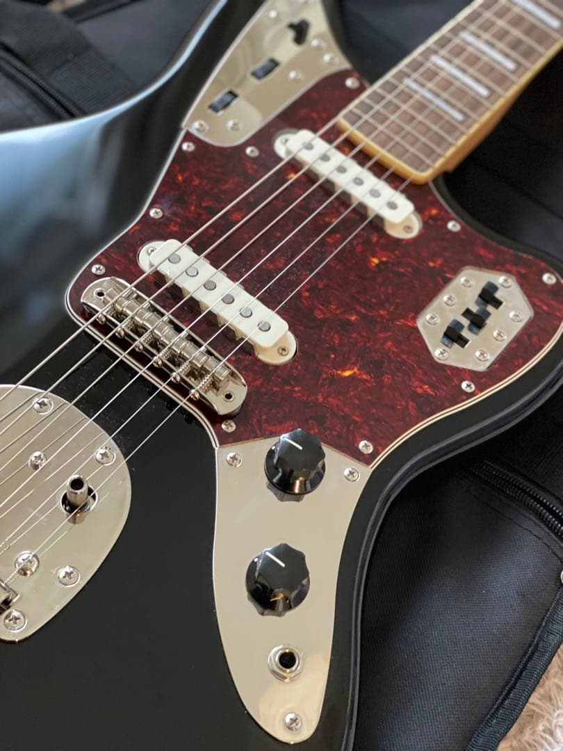 美品　SQUIER Classic Vibe '70s Jaguar Black