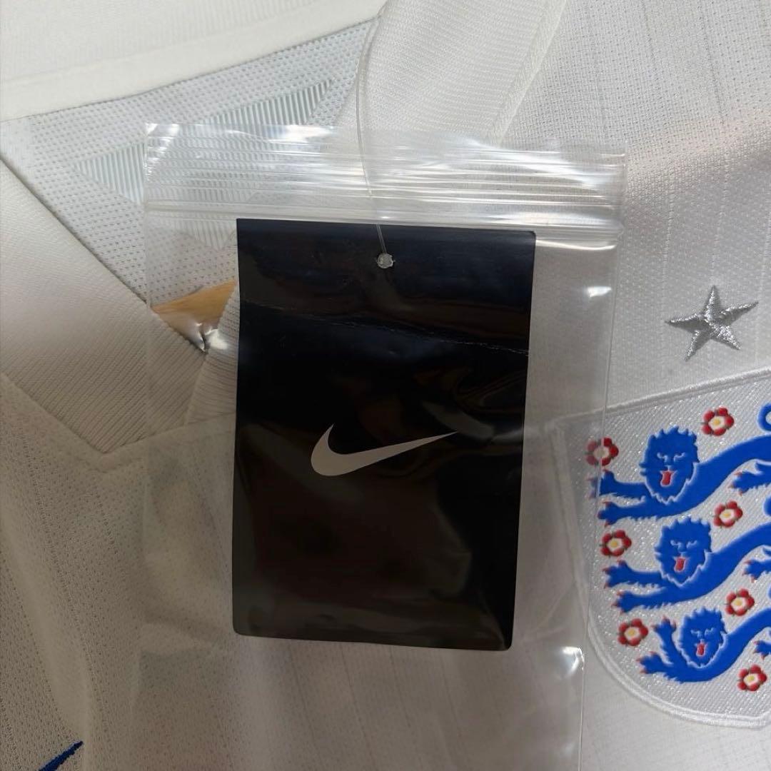 イングランド代表 2014 選手用ユニフォーム