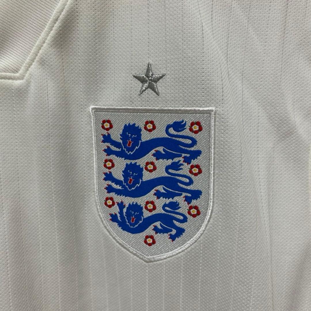 イングランド代表 2014 選手用ユニフォーム