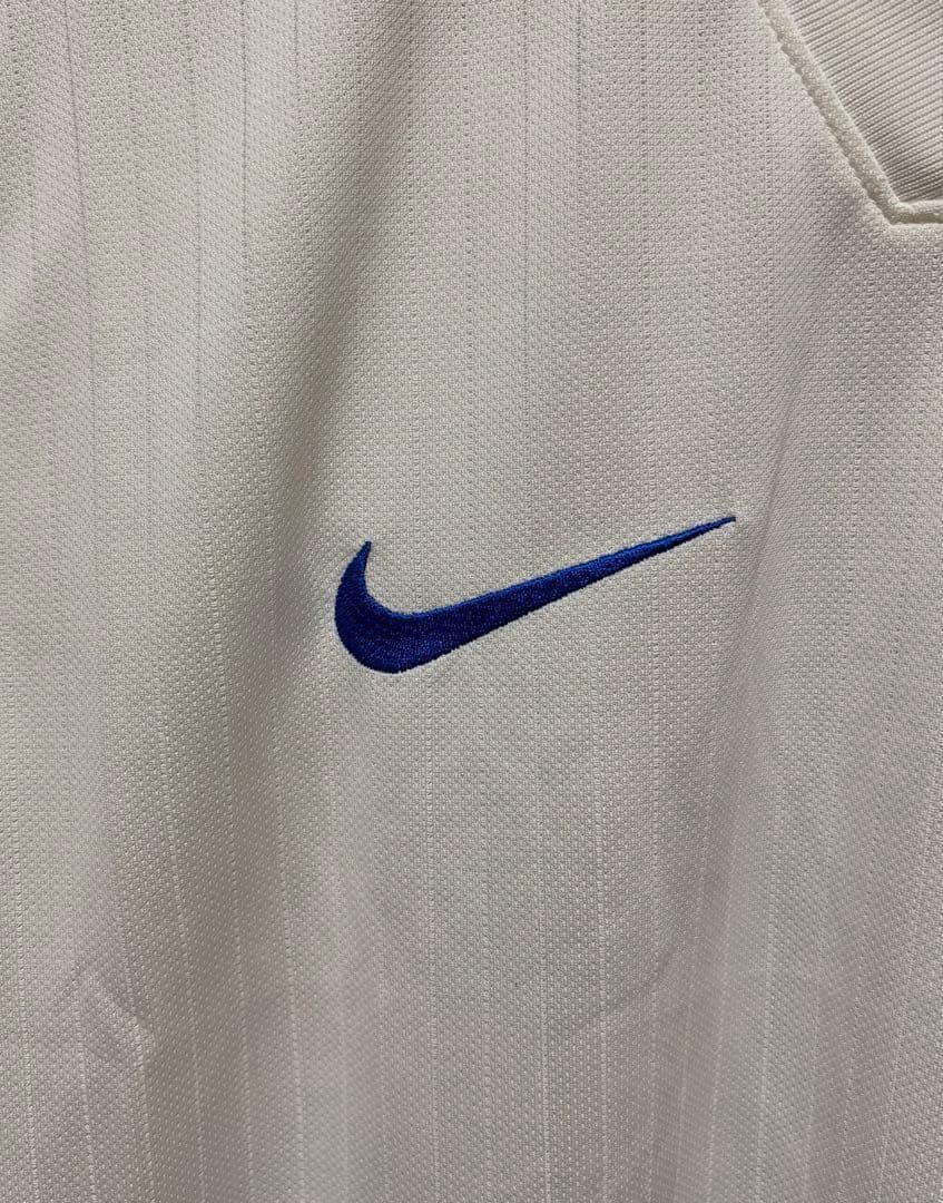 イングランド代表 2014 選手用ユニフォーム