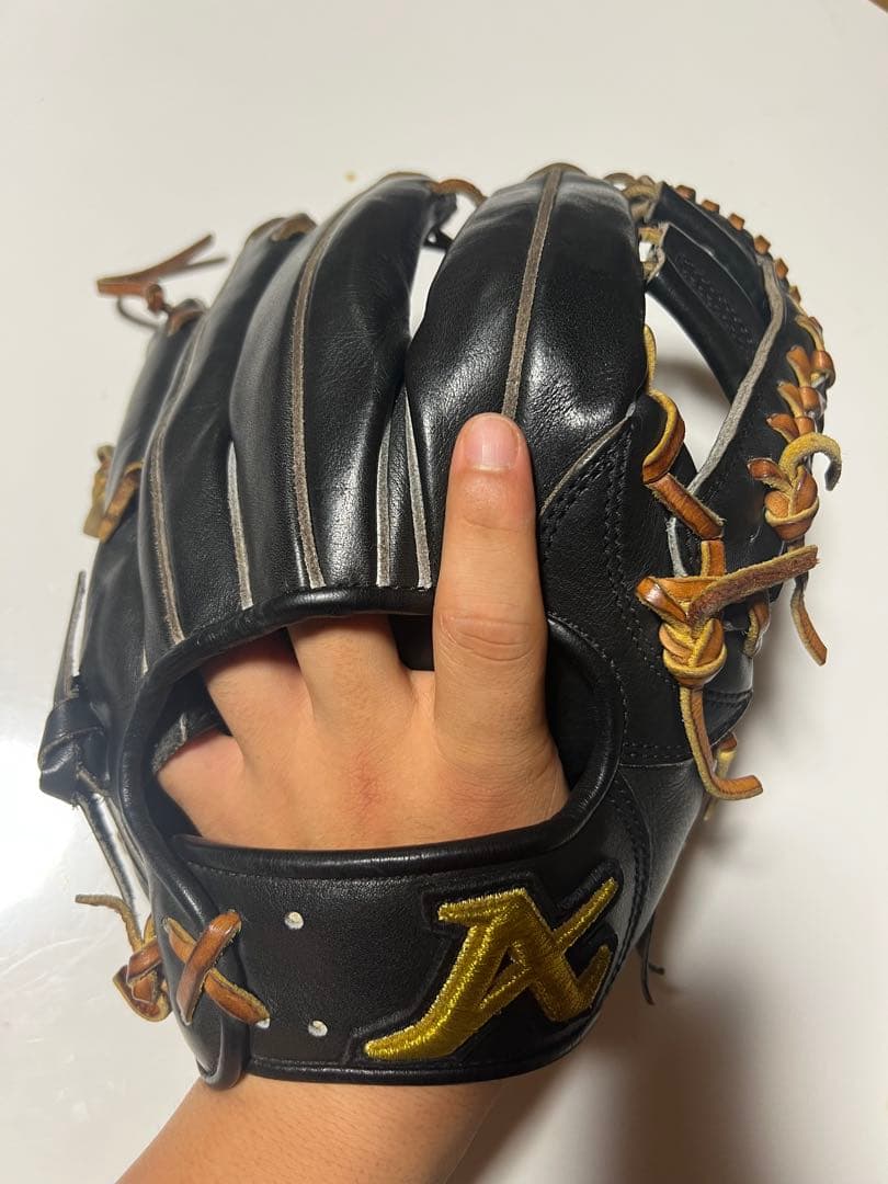 アトムズ　硬式グローブ　内野手用　ATOMS
