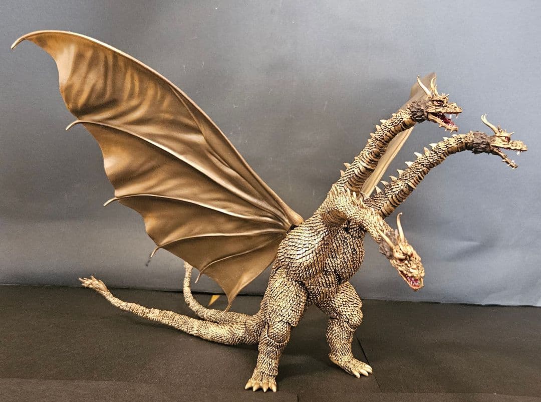 ゴジラ怪獣ソフビ　初代キングギドラ　リペイント完成品