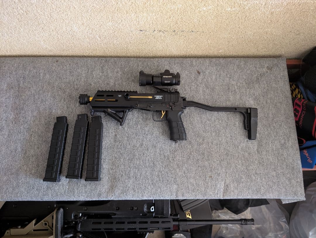 東京マルイ　スコーピオン