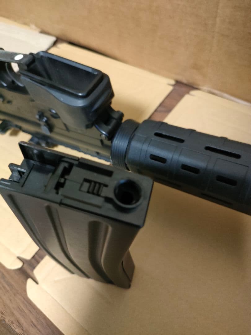 東京マルイ　次世代電動ガン　m4