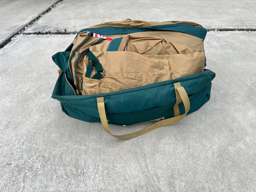 コールマン タフスクリーン2ルームハウス4-5人用サンドカラー