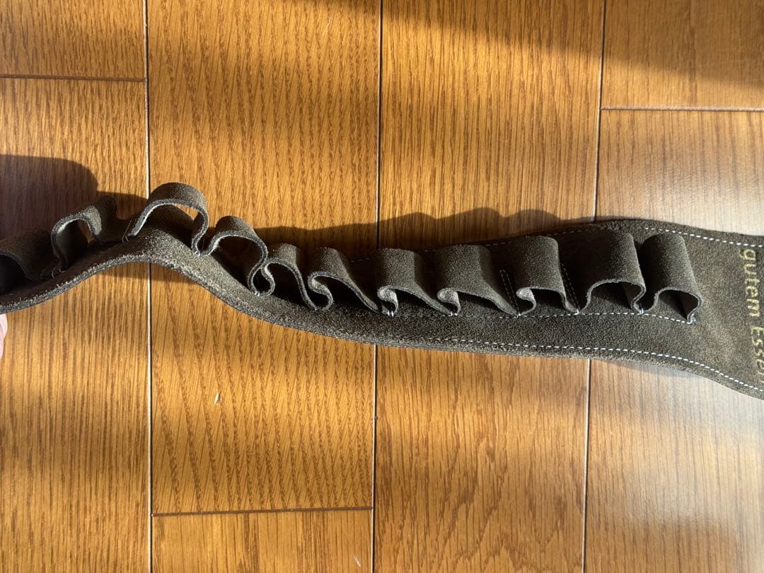 ウンダーベルグ ガンベルト ディスプレイ用 Underberg Gun Belt