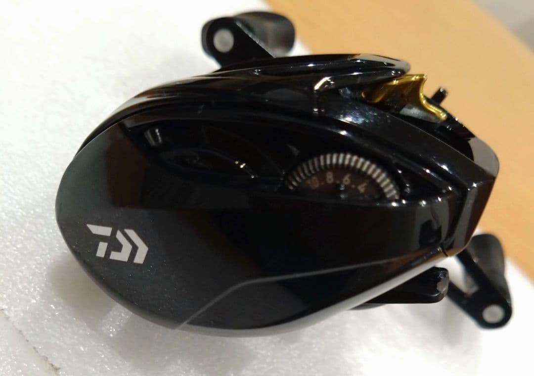 ダイワ モアザン PE1000XHL-TW　左ハンドル