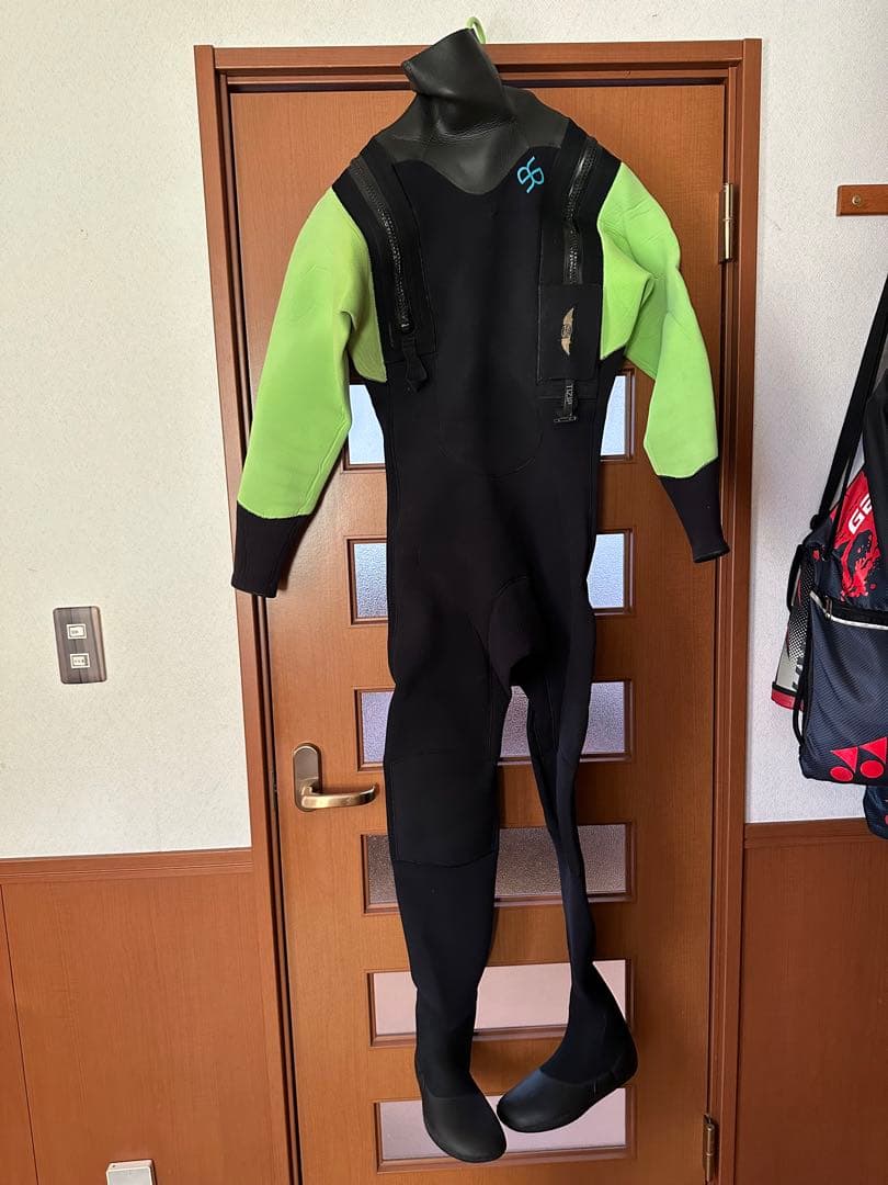 RASH ラッシュ　ドライスーツ　オーダー　（MLサイズくらい）　定価13万円
