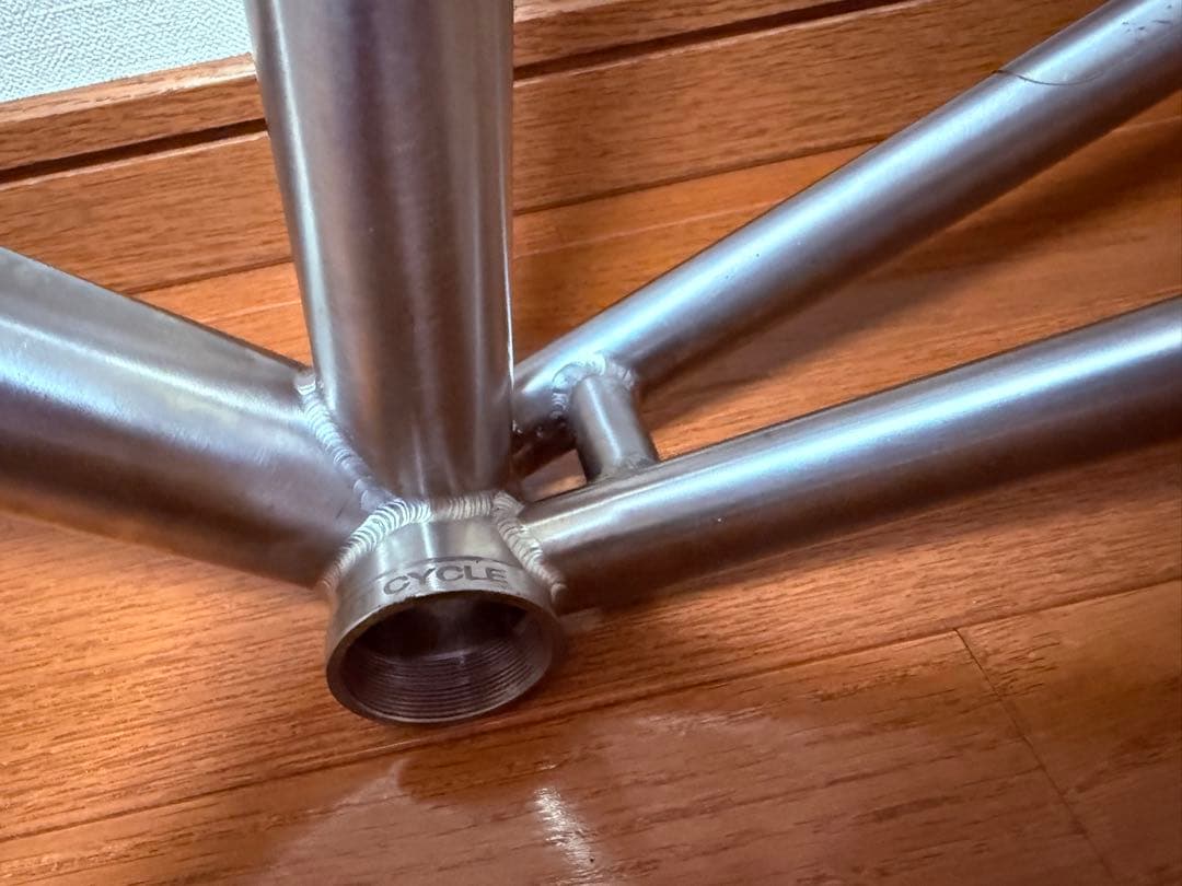 チタン製 ロードバイクフレーム　510サイズ　クリスキング製チタンヘッドパーツ付