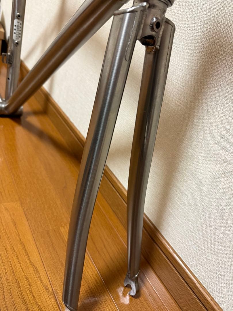 チタン製 ロードバイクフレーム　510サイズ　クリスキング製チタンヘッドパーツ付