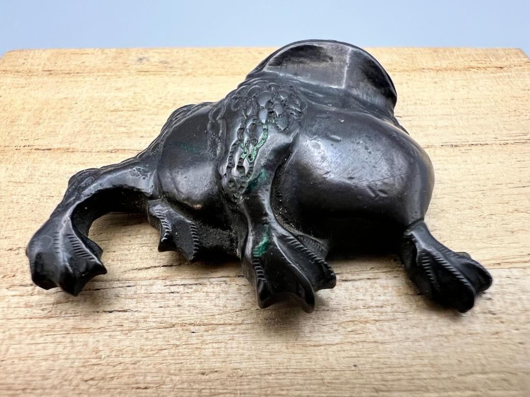 【海】江戸明治金工　蛙図　カエル　金目　手彫　大金具　銅製鍍金　骨董品　箱付