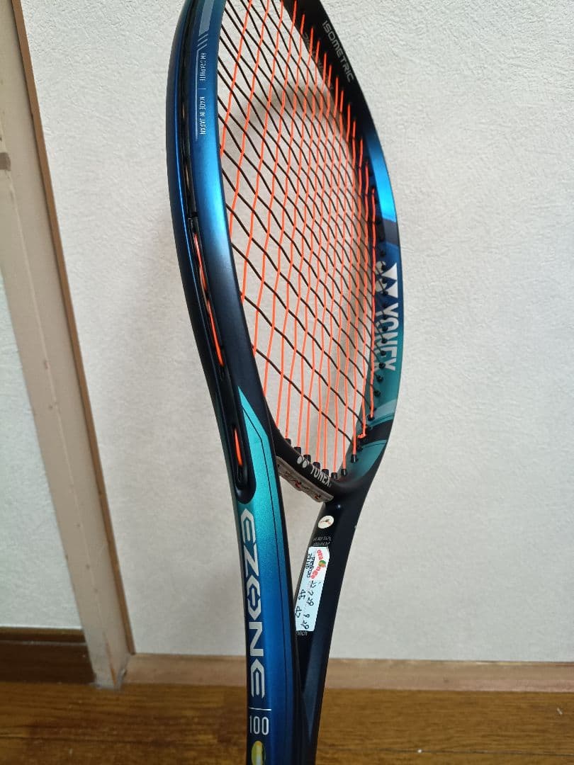 t*a様 YONEX EZONE 100 G2