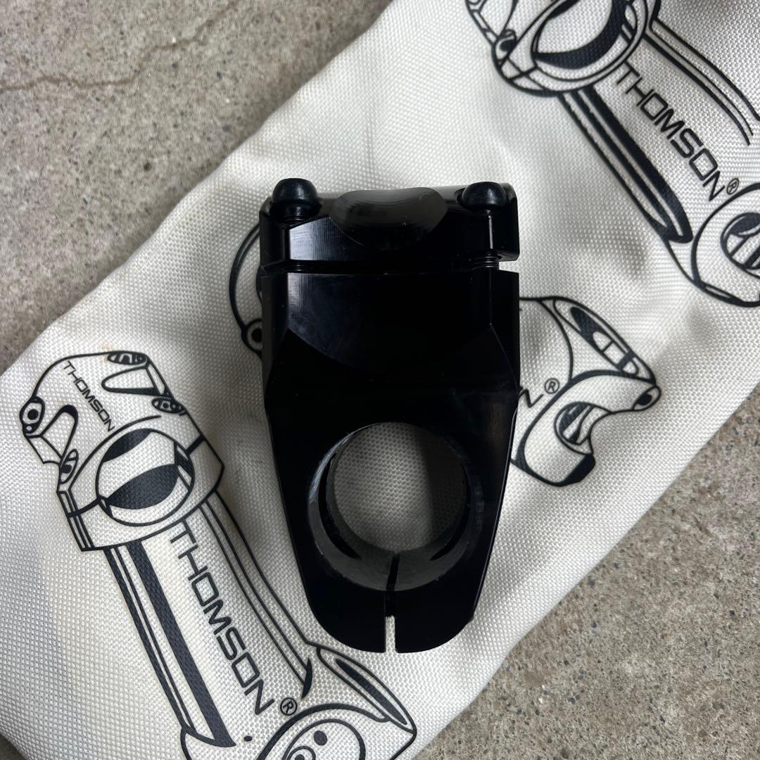 THOMSON ELITE X4 ステム 黒 40mm Φ31.8 OS