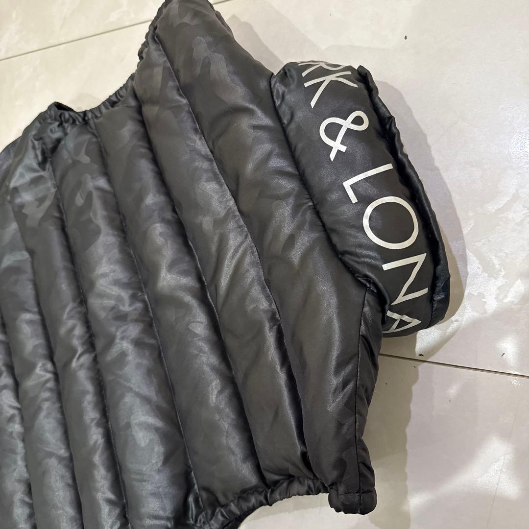 値下げしました。MARK & LONA ブラック ダウンベスト ゴルフ