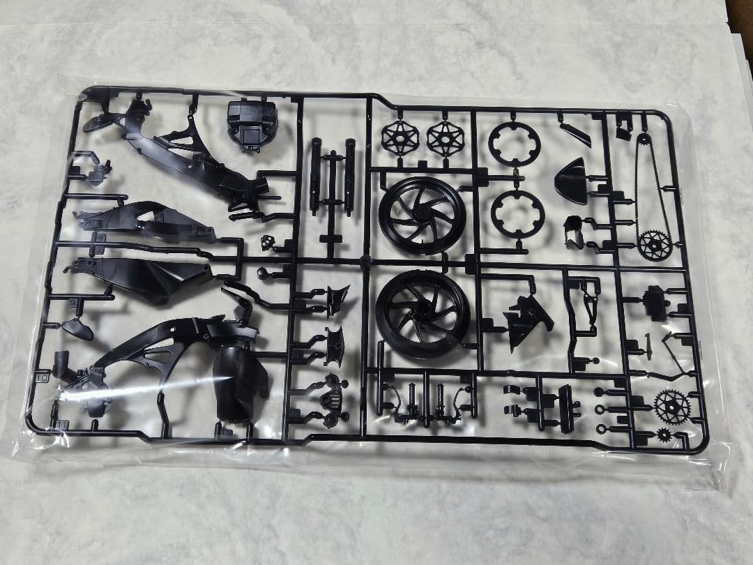 タミヤ 1/12 オートバイシリーズNO.117 ヤマハYZR-M1'09