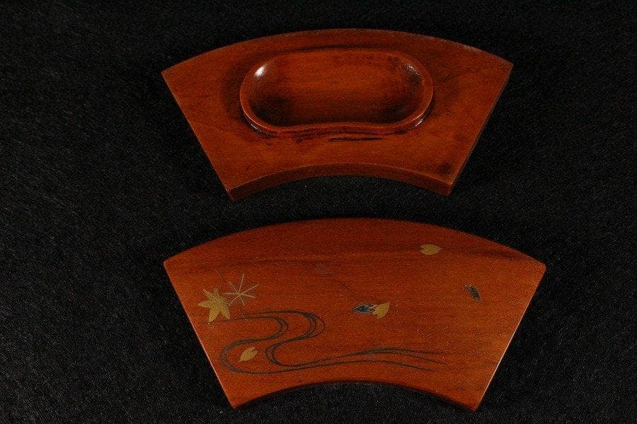 茶道具 春彩流 老梅 扇面香合 塗師 司峰作 共箱 旧家蔵出