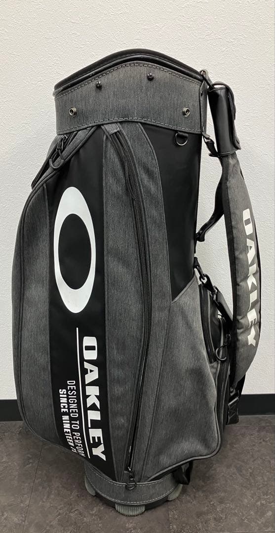 だり！オークリー キャディバッグ 9.5型　ゴルフバッグ