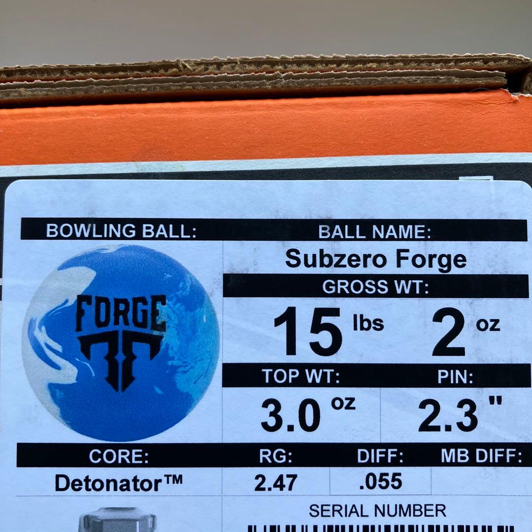 [新品未使用]サブゼロフォージ　15ポンド[モーティブ]ボウリングボール